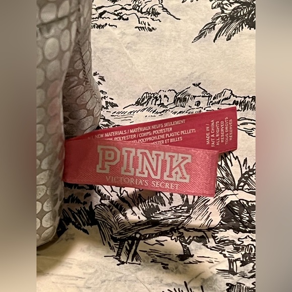 RARE PINK VICTORIA’S SECRET MINI DOG. - Picture 8 of 11